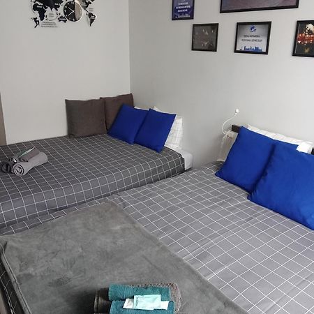 Discover Cracow Aparthostel Красков Екстериор снимка